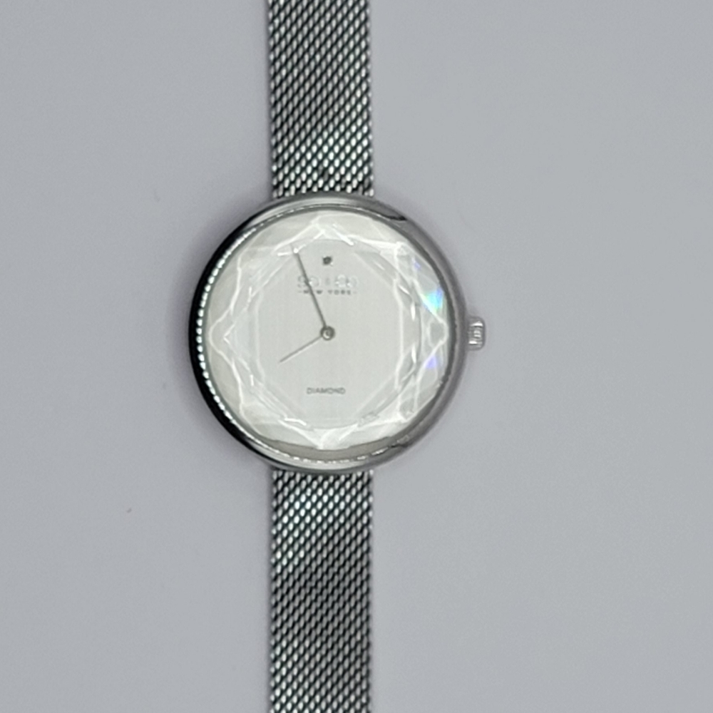 Watch - Picture 2 of 3